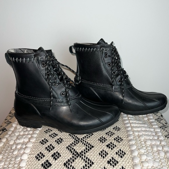 Pendleton Duck Boots - Picture 2 of 13